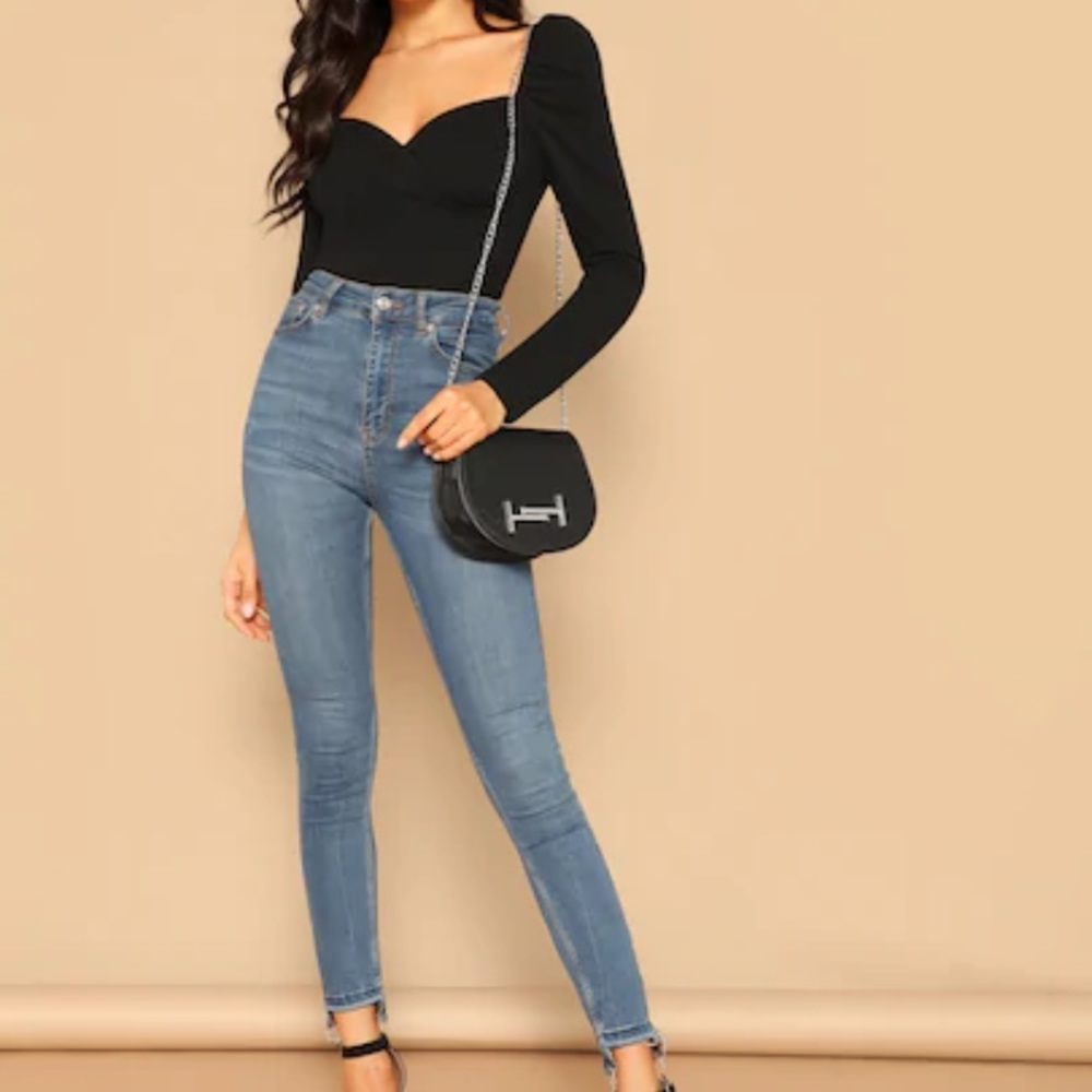 ‫Zip Back Puff Sleeve Form Fitted Wrap